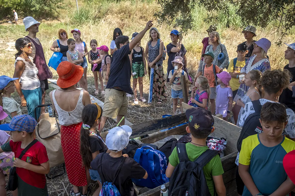 educational program for refugee kids